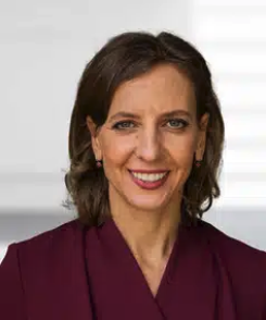 Dr. Viktoria Leonhard